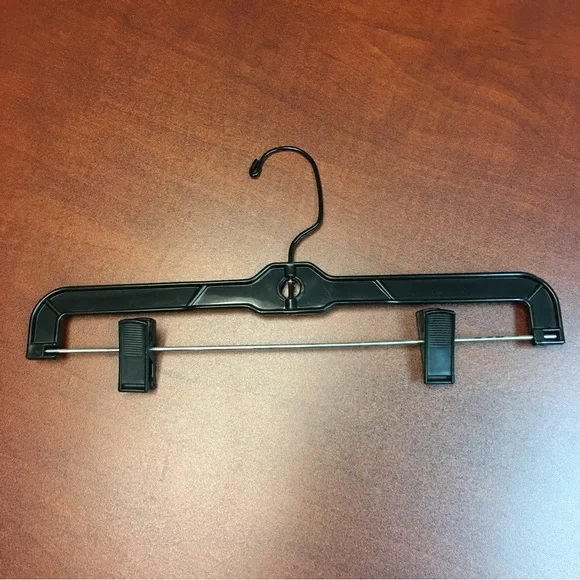 Pack of 50 Pants Hanger Break Resistant Black Plastic Bottoms Hanger Skirts - Picture 1 of 1